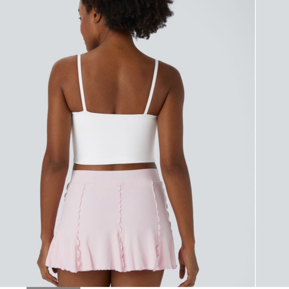 Halara Spaghetti Strap Crossover Plain Cropped Ta… - image 2